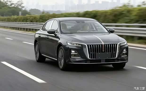 2026款红旗H5实车图 外观更像红旗H9 内饰全面升级